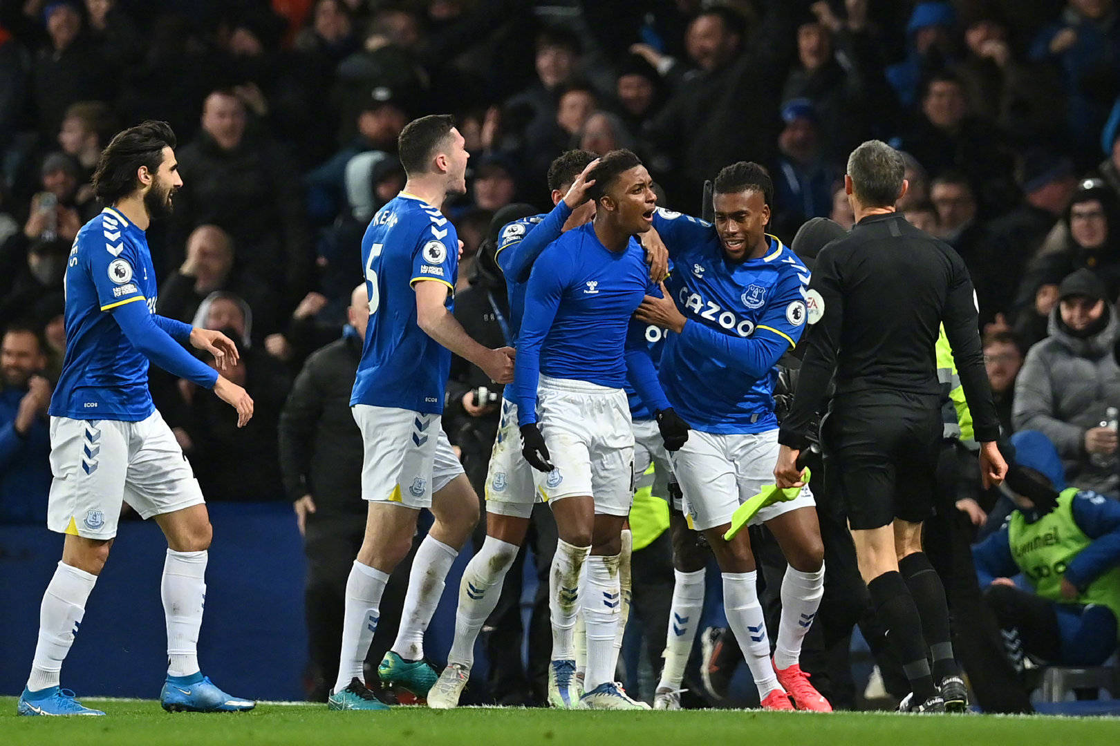 够保持高位 够保持高位