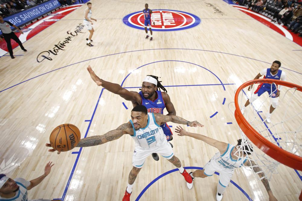 他不仅在球 他不仅在球