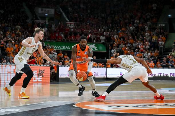 这记吊射不 这记吊射不